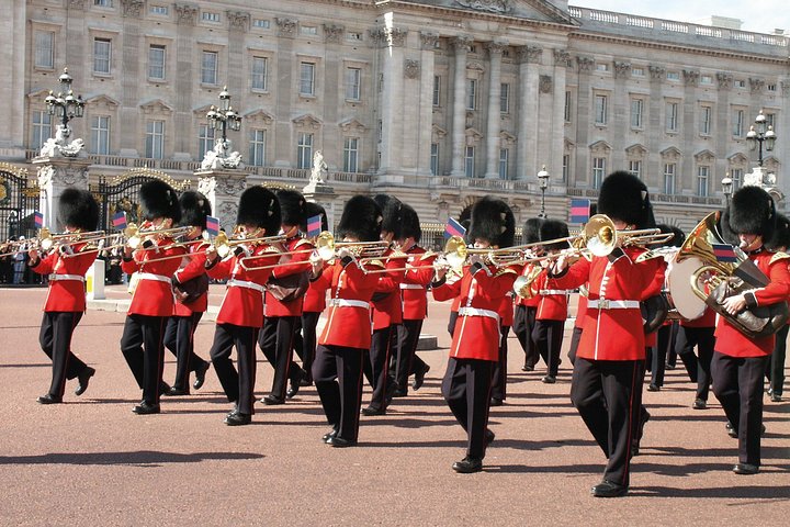 Changing of the Guard with Tower of London option
