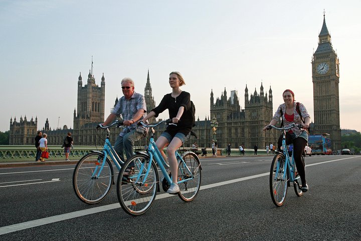 London Classic Landmarks Bike Tour