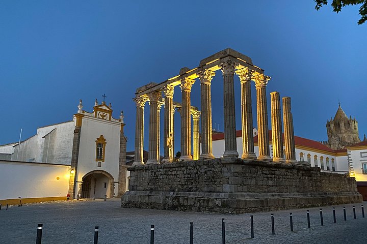 Évora and Monsaraz from Lisbon - photo