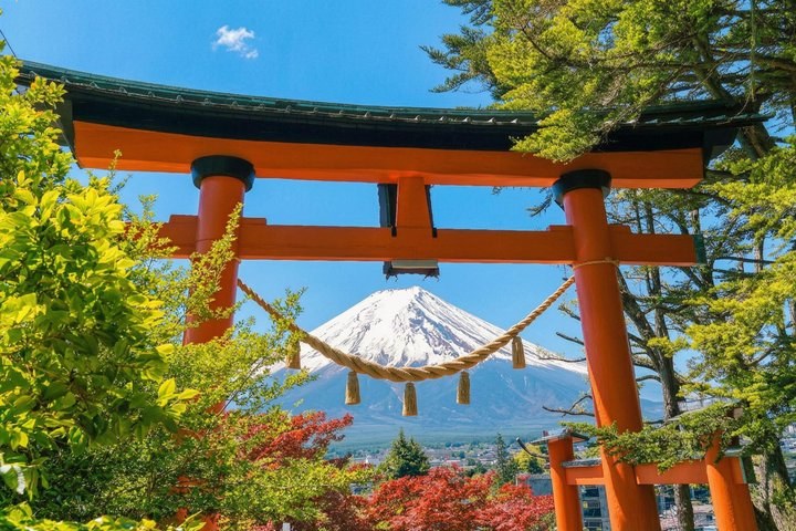 Lake Ashi in Hakone with Mount Fuji rising behind the hills